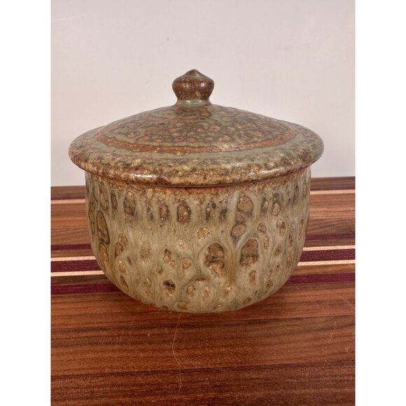 Handmade Art Pottery Jar with Lid possibly a Shino Glaze Lidded Jar - Picture 1 of 9